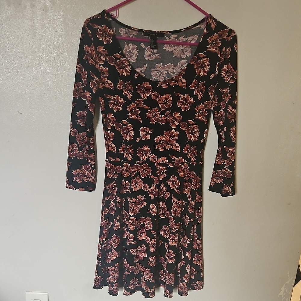 Forever 21 Black and Pink Ruched V-Neck Dress